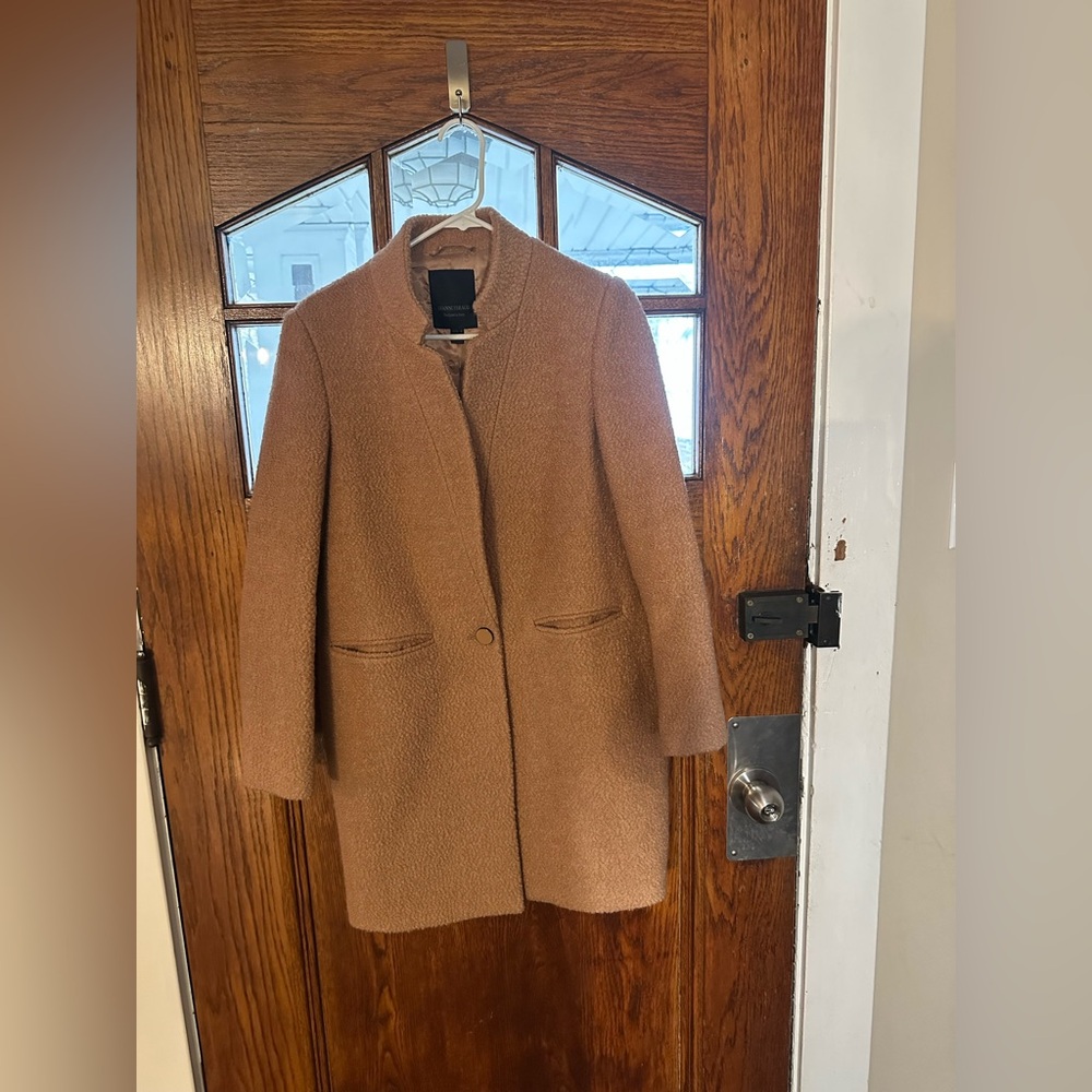 GIANNI FERAUD Slimline Mini Boucle Coat with Upturned Collar Size 8
